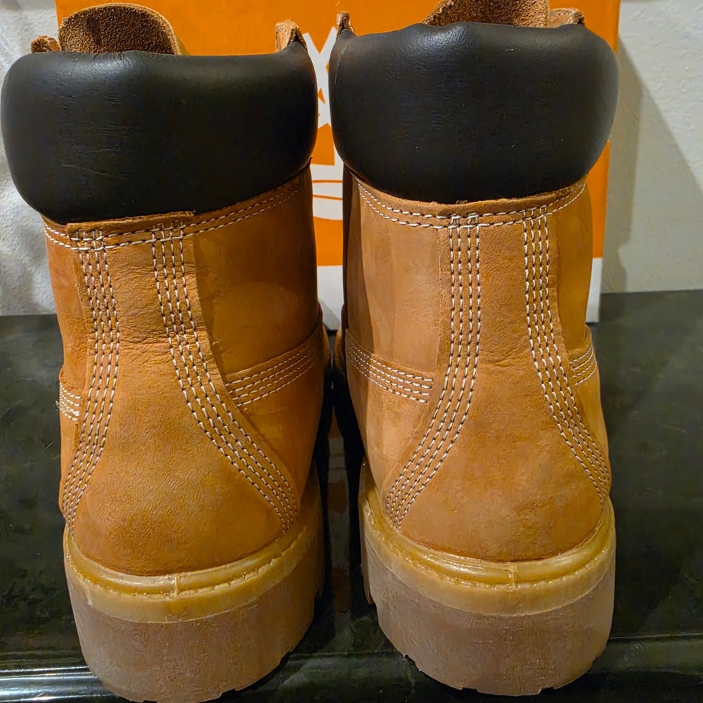 Timberland Mens Premium 6 Inch Waterproof Boot Wheat Nubuck TB110061 8.5M - Picture 4 of 13